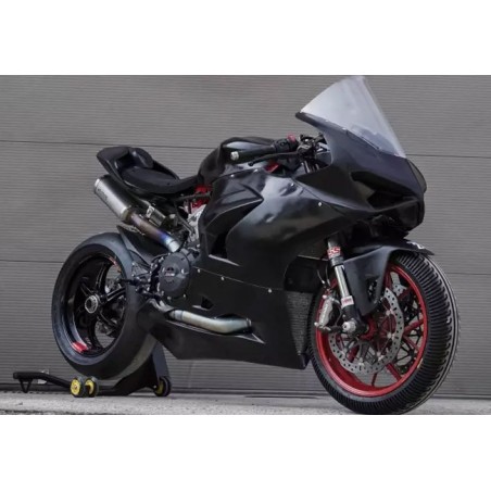 Ducati V2 2020-2024 (las líneas de escape de competición de altura Akrapovic y Spark) y sin catalizador
