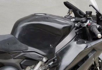 Cubre depósito Ducati Panigale V4 2025